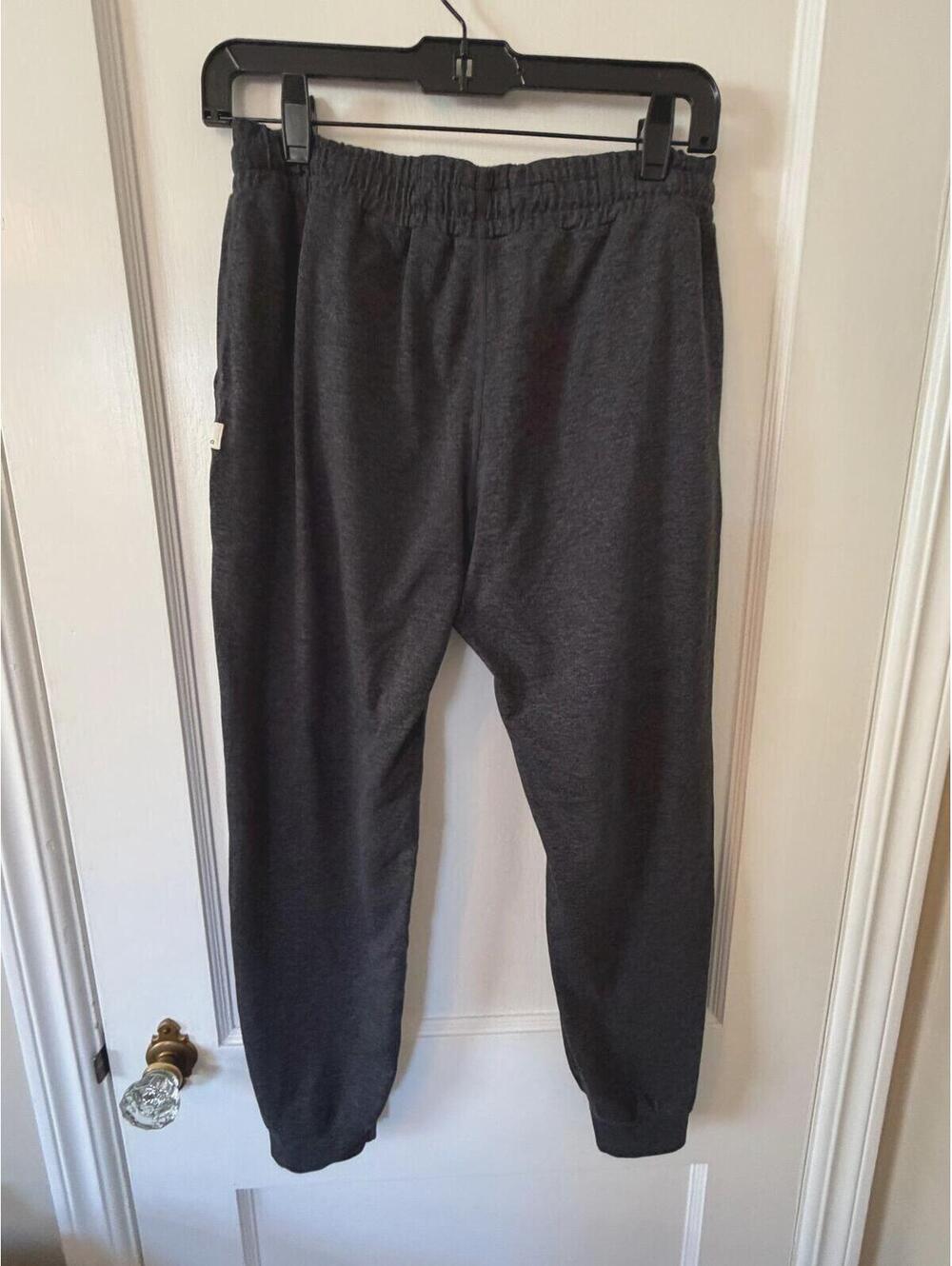 Vuori Dark Gray Joggers Size S - Picture 6 of 6